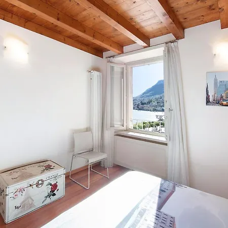 Casa Grazia - Luce شقة غارنانو